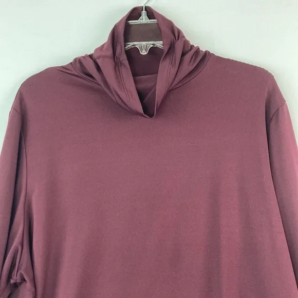 Susan graver liquid cotton deep burgundy red turtle neck shirt 2X - Picture 2 of 5